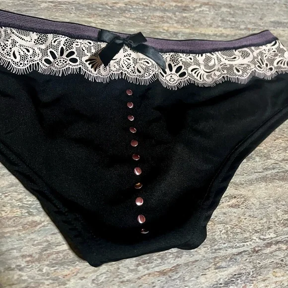 NWOT Victoria’s Secret Sexy Little Things Black Lace Trimmed Panties - Picture 8 of 9